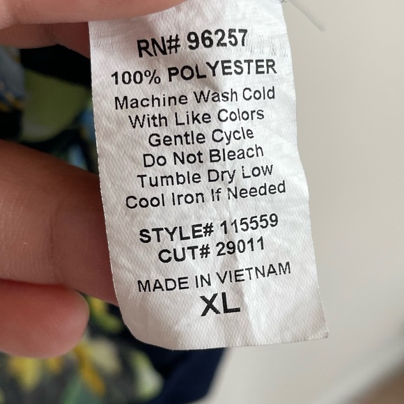 NWOT Sheer Floral Navy Blue Blouse - Picture 6 of 10